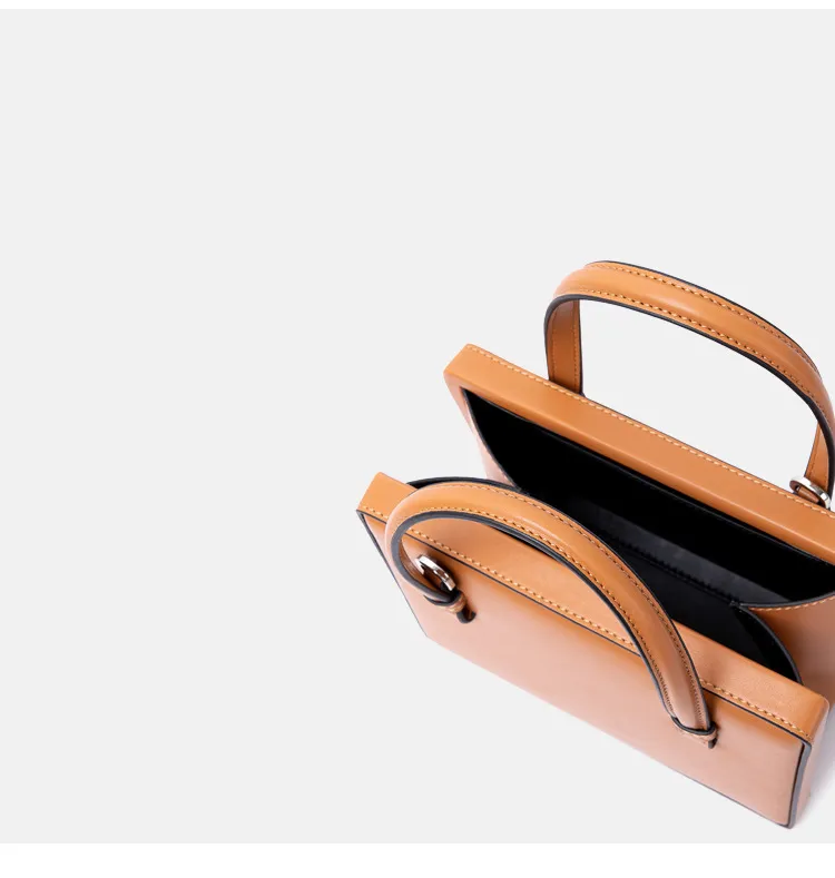 2019 Leather Retro Bag Shoulder Handbag Slung Small Square Bag Fashion Box Bag