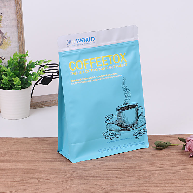 How Does the Flat Bottom Design Improve Stability for Grain Transportation