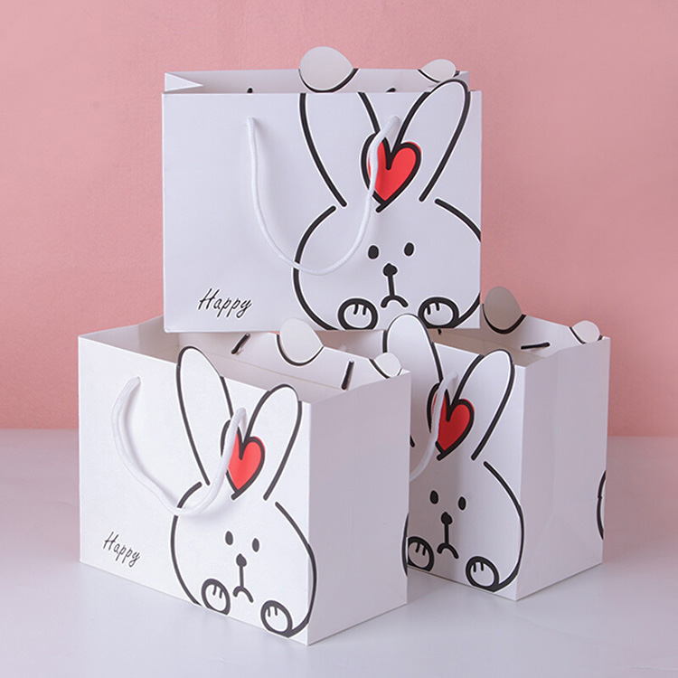 How does pricing strategy reflect a handbag brand image in competitive markets