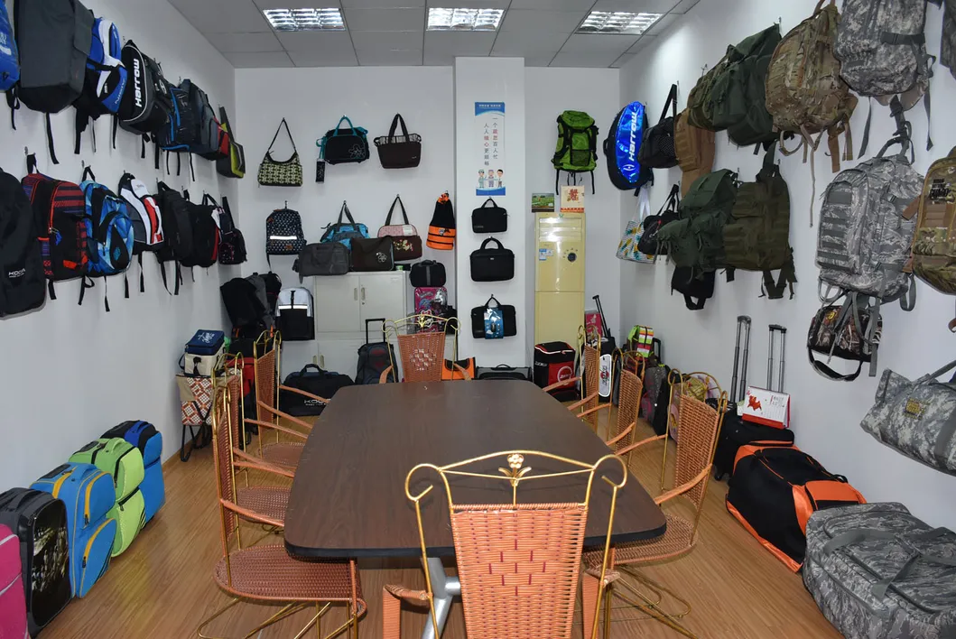 Cheap Large Multi Pockets Beach Bag Tote Mesh Bag for Toy Grocery Pool Gym