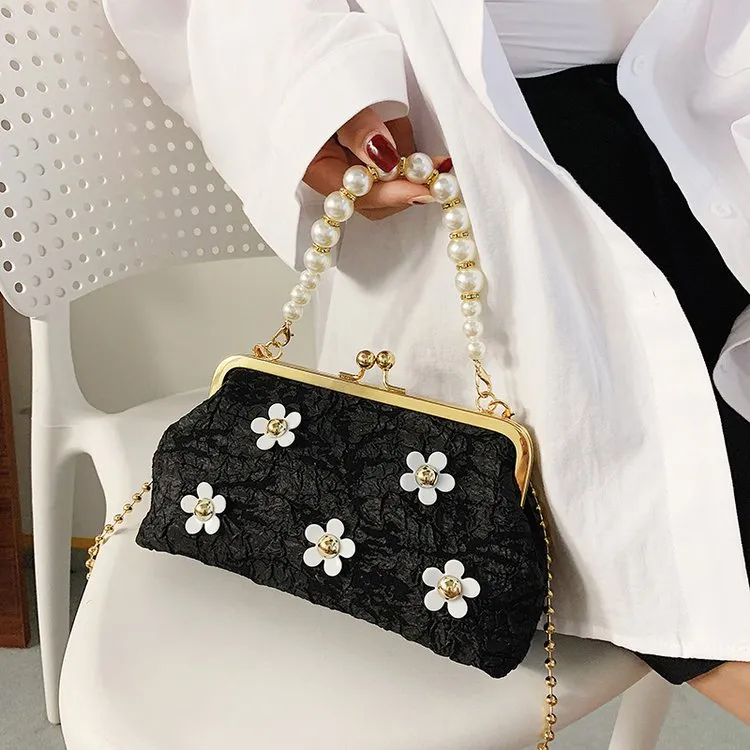 Hot Sell Luxury Diamond Evening Bags Silver Rhinestone Ladies Dinner Purse Chains Mini Handbags Wedding Clutch Bag