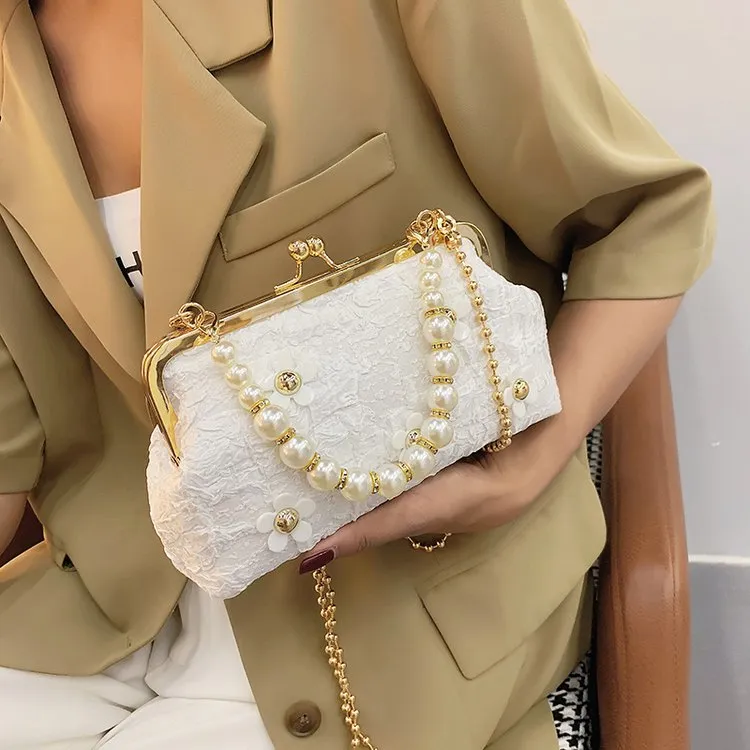 Hot Sell Luxury Diamond Evening Bags Silver Rhinestone Ladies Dinner Purse Chains Mini Handbags Wedding Clutch Bag