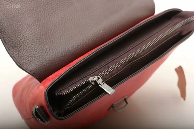 Imported Tanned Leather Japanese and Korean Style Classic Retro Butterfly Embossed Fashion Bucket Bag (F111026)