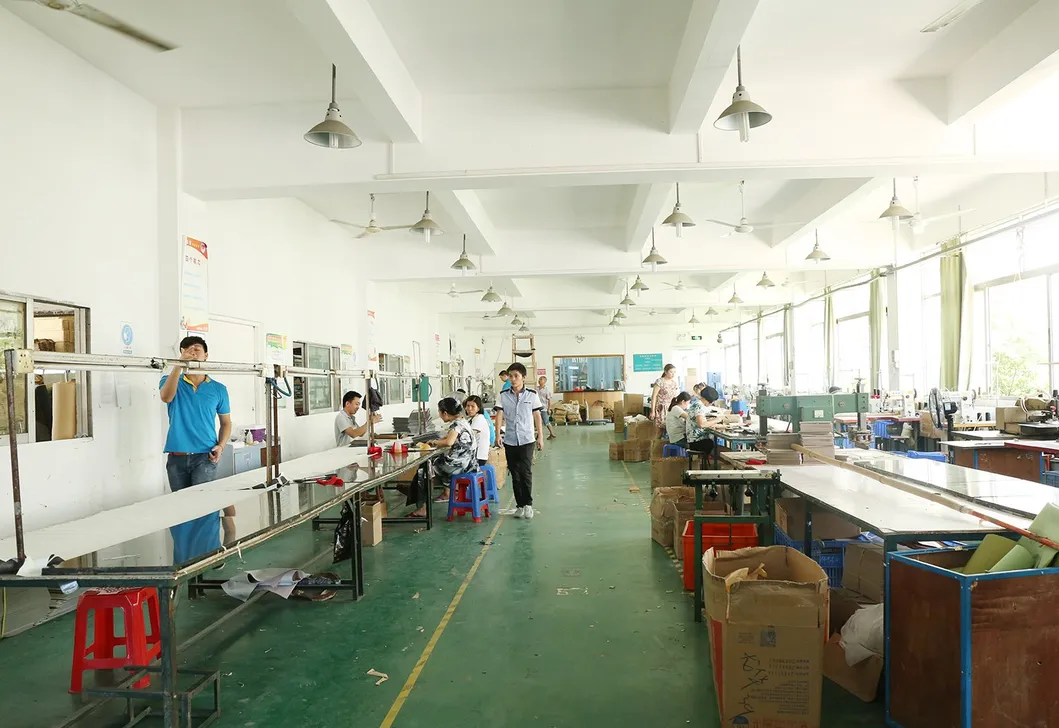 Purse with Built-in Power Bank Manufacture with Ce Certification