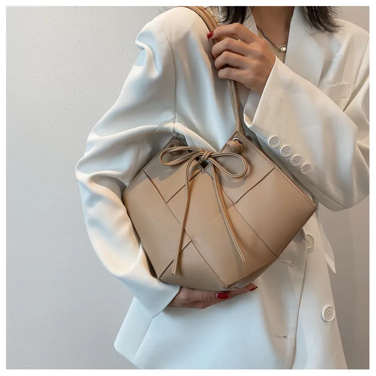 Sh2074 Underarm Purse Bags Women Fashion Womens Luxury Shoulder Custom Wholesale Tote Beach PU Woven Leather Bag