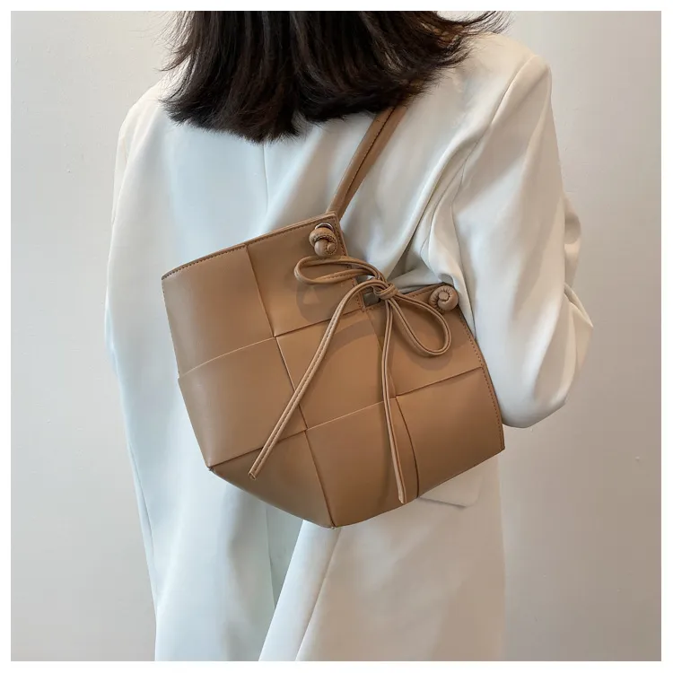 Sh2074 Underarm Purse Bags Women Fashion Womens Luxury Shoulder Custom Wholesale Tote Beach PU Woven Leather Bag