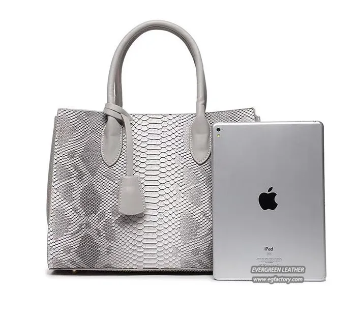 Trendy Women Tote Bag with Snake Print Big Handbags Sh607