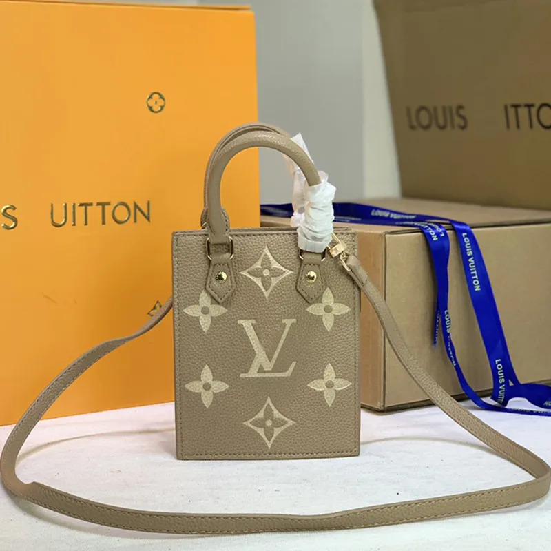 Wholesale Designer Handbag Fashion Crossbody Bag AAA Luxury Messenger Bag